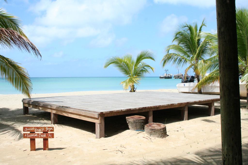 Arenas Beach Hotel Corn Islands Exterior photo